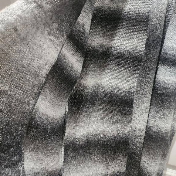 Romeo & Juliet Couture Ombre Stripe Long Open Knit Cardigan M - Picture 3 of 9